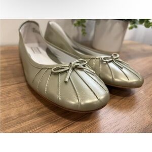 Nordstrom MINT GREEN METALLIC Ballet Shoes w/ Bow & Pleated Round Toe